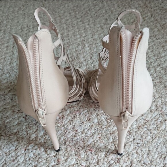 Klub Nico beige laser-cut leather sandal size 9.5M - Picture 7 of 14